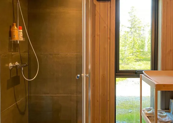 Modern Family By The Trail In *