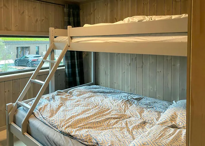 Modern Family By The Trail In Casa de Férias Tuddal