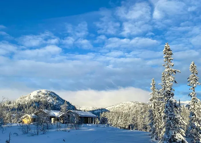 Modern Family By The Trail In Tuddal