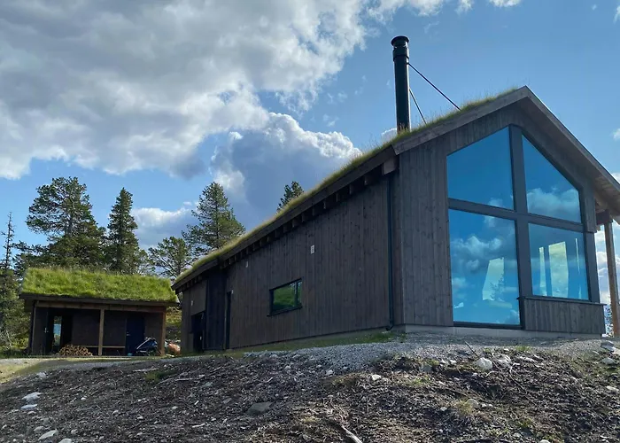 Modern Family By The Trail In *